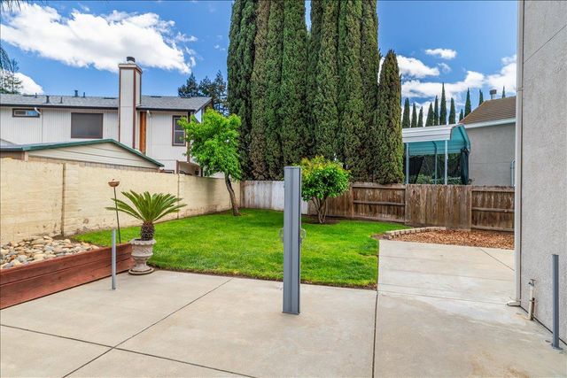 1164 Silver Brook Pl, Manteca, CA 95337