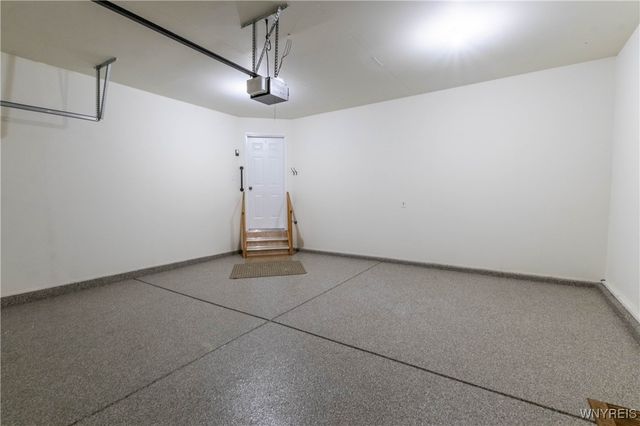 53 Blossom Wood Lane, Cheektowaga, NY 14227