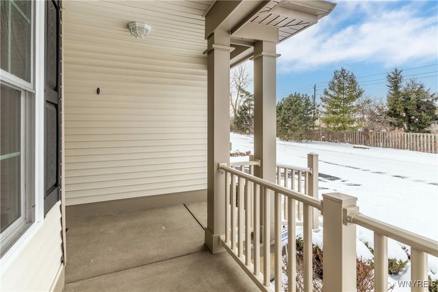 53 Blossom Wood Lane, Cheektowaga, NY 14227