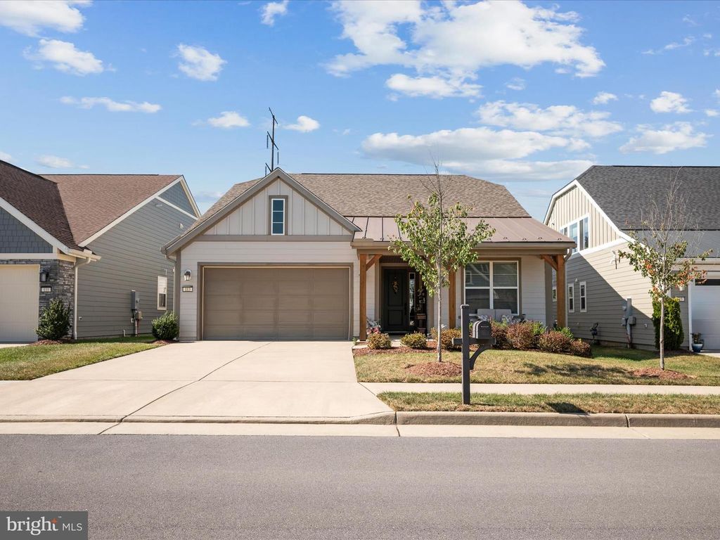 113 MALLARD DR, Lake Frederick, VA 22630