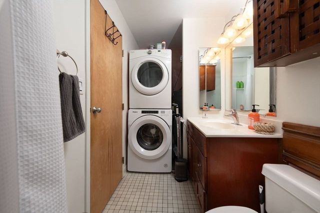 150 Lynnway 403, Lynn, MA 01902