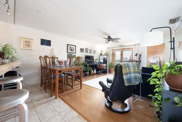 150 Lynnway 403, Lynn, MA 01902