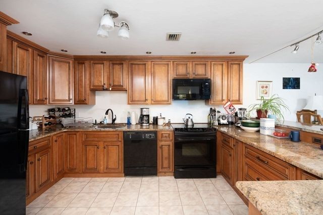 150 Lynnway 403, Lynn, MA 01902