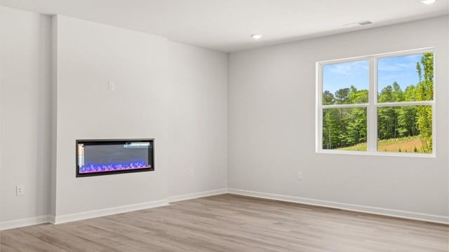 1841 Meadow Green Circle, Gainesville, GA 30501