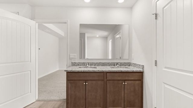 1841 Meadow Green Circle, Gainesville, GA 30501