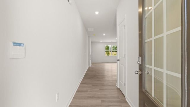 1841 Meadow Green Circle, Gainesville, GA 30501