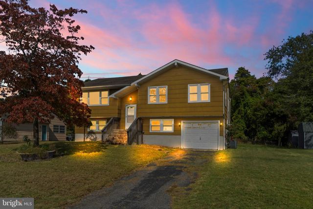 214 HAINES ST E, Lanoka Harbor, NJ 08734