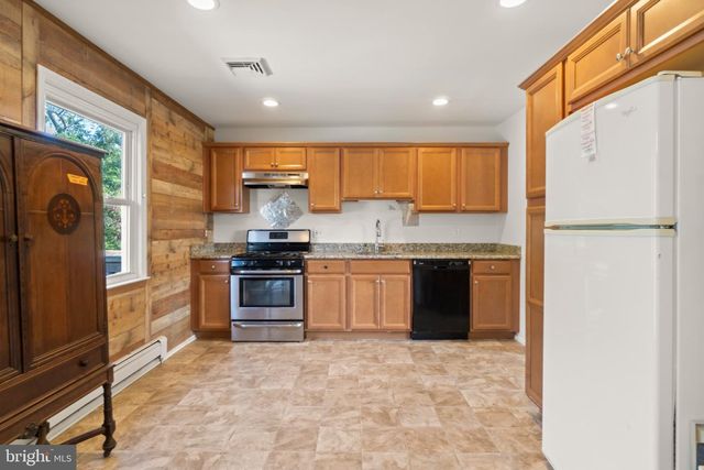 214 HAINES ST E, Lanoka Harbor, NJ 08734
