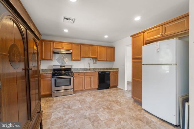 214 HAINES ST E, Lanoka Harbor, NJ 08734
