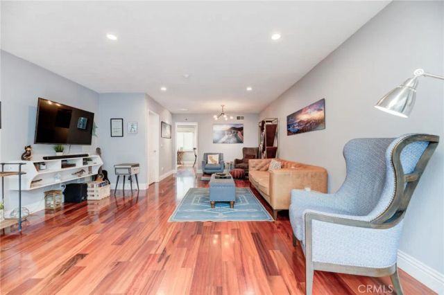 1405 Goodman Avenue, Redondo Beach, CA 90278