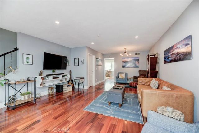 1405 Goodman Avenue, Redondo Beach, CA 90278