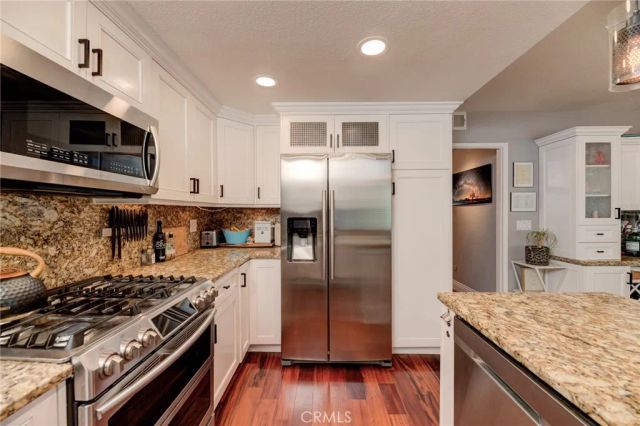 1405 Goodman Avenue, Redondo Beach, CA 90278