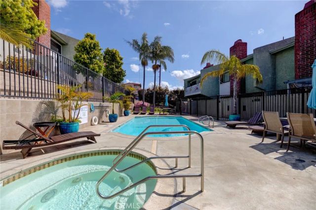 1405 Goodman Avenue, Redondo Beach, CA 90278