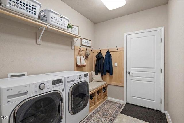 1449 Spring Street, Medford, OR 97504