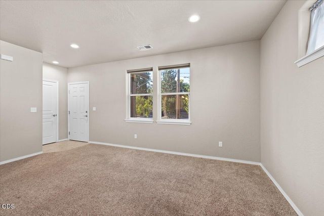 1449 Spring Street, Medford, OR 97504