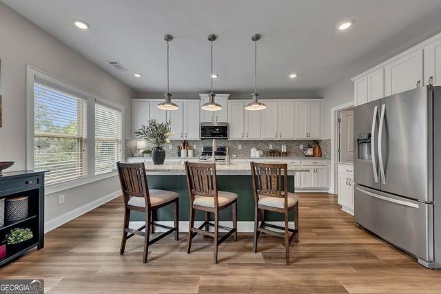204 Meadows Court, Woodstock, GA 30189