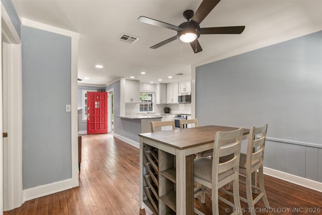 3011 S Boston Court, Tulsa, OK 74114