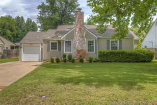 3011 S Boston Court, Tulsa, OK 74114