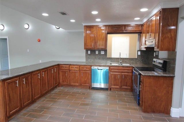 4342 Regency Villa Drive, Houston, TX 77084