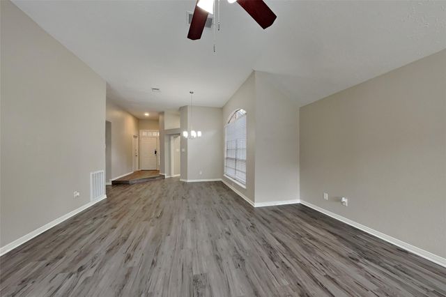 4203 Mountain Peak Way, Houston, TX 77345