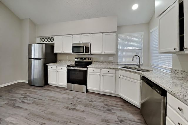 4203 Mountain Peak Way, Houston, TX 77345