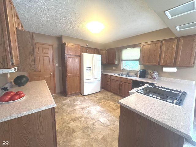 145 Jonquil Drive, Indianapolis, IN 46227