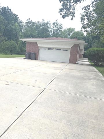 145 Jonquil Drive, Indianapolis, IN 46227