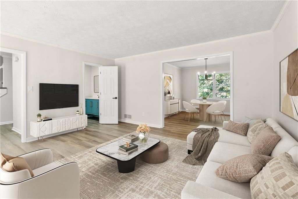 Image 6 of property listing at 1559 Fieldgreen Overlook, Stone Mountain, GA 30088