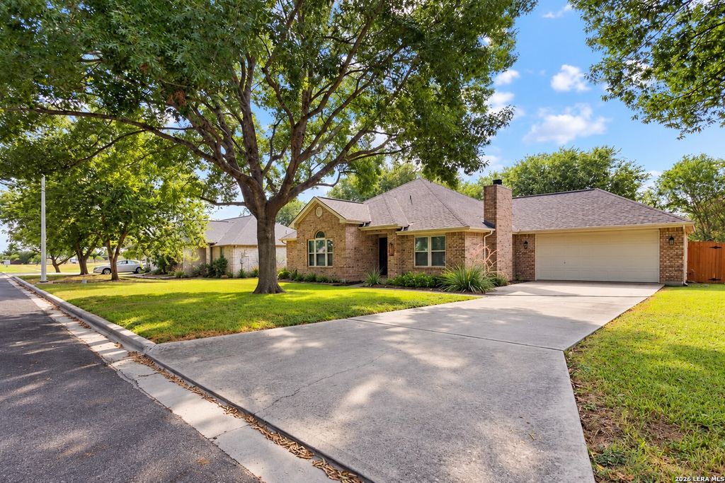 1935 TIARA DR, New Braunfels, TX 78130
