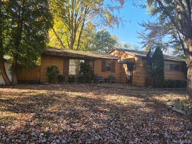 367 Sherwood Lane, Algonac, MI 48001