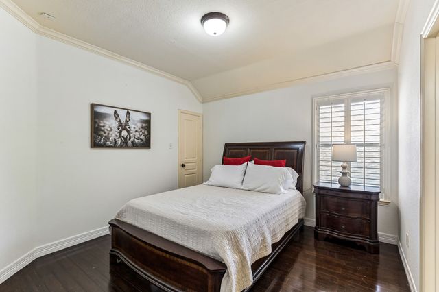 5540 La Bandera Trail, Benbrook, TX 76126