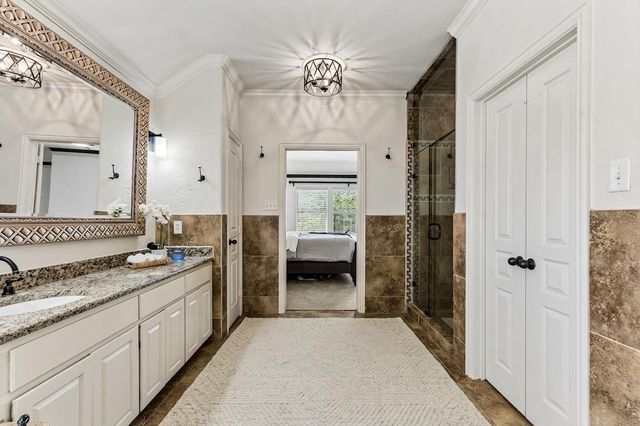 5540 La Bandera Trail, Benbrook, TX 76126