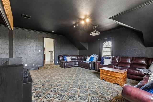 5540 La Bandera Trail, Benbrook, TX 76126