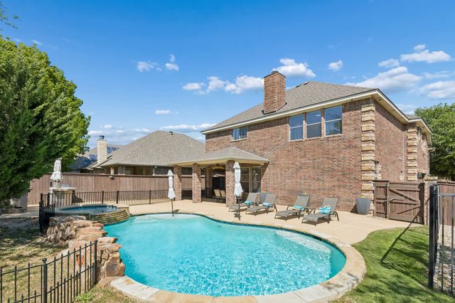 5540 La Bandera Trail, Benbrook, TX 76126