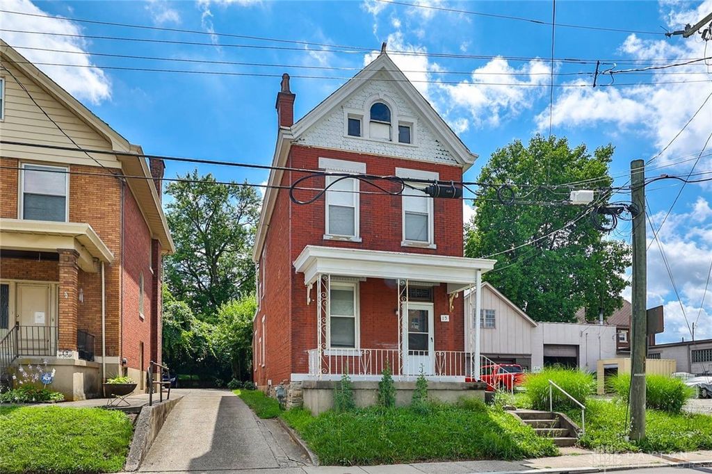 15 Bertus Street, Cincinnati, OH 45217