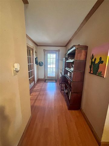 105 Tom Tom, Smithville, TX 78957