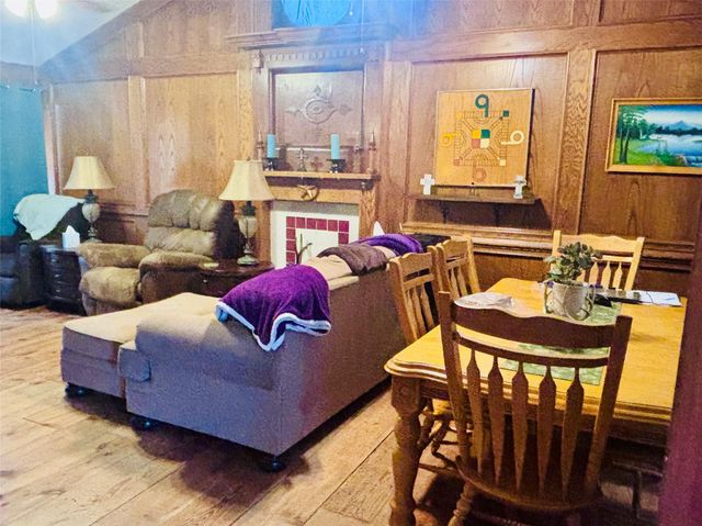105 Tom Tom, Smithville, TX 78957