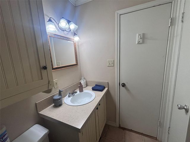 105 Tom Tom, Smithville, TX 78957