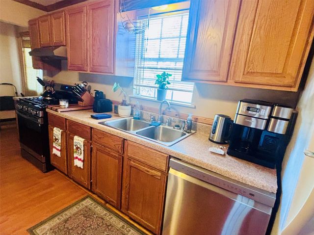 105 Tom Tom, Smithville, TX 78957