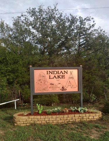 105 Tom Tom, Smithville, TX 78957