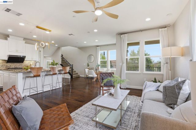 3398 Araldi Ln, Dublin, CA 94568