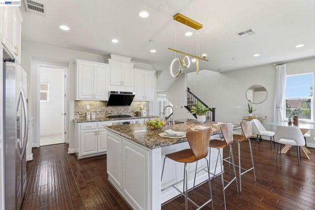 3398 Araldi Ln, Dublin, CA 94568