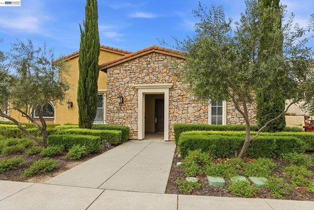3398 Araldi Ln, Dublin, CA 94568