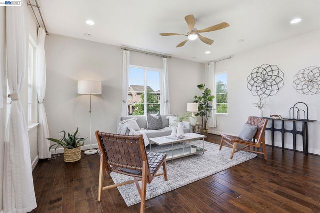 3398 Araldi Ln, Dublin, CA 94568