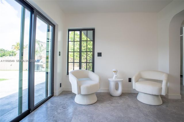 7850 Hawthorne Ave, Miami Beach, FL 33141