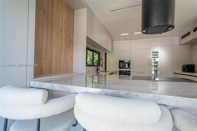 7850 Hawthorne Ave, Miami Beach, FL 33141