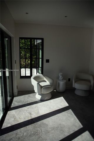 7850 Hawthorne Ave, Miami Beach, FL 33141