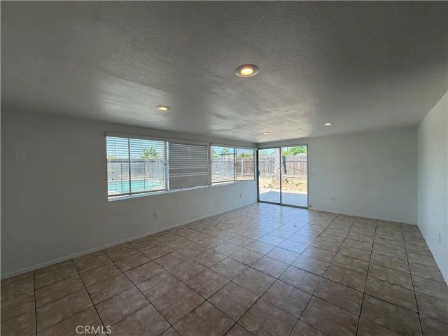 385 Burr Street, Corona, CA 92882