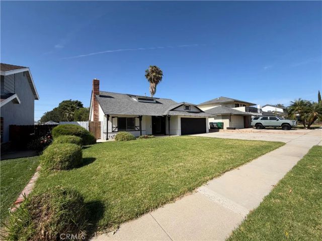 385 Burr Street, Corona, CA 92882