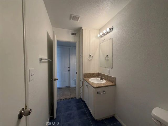 385 Burr Street, Corona, CA 92882